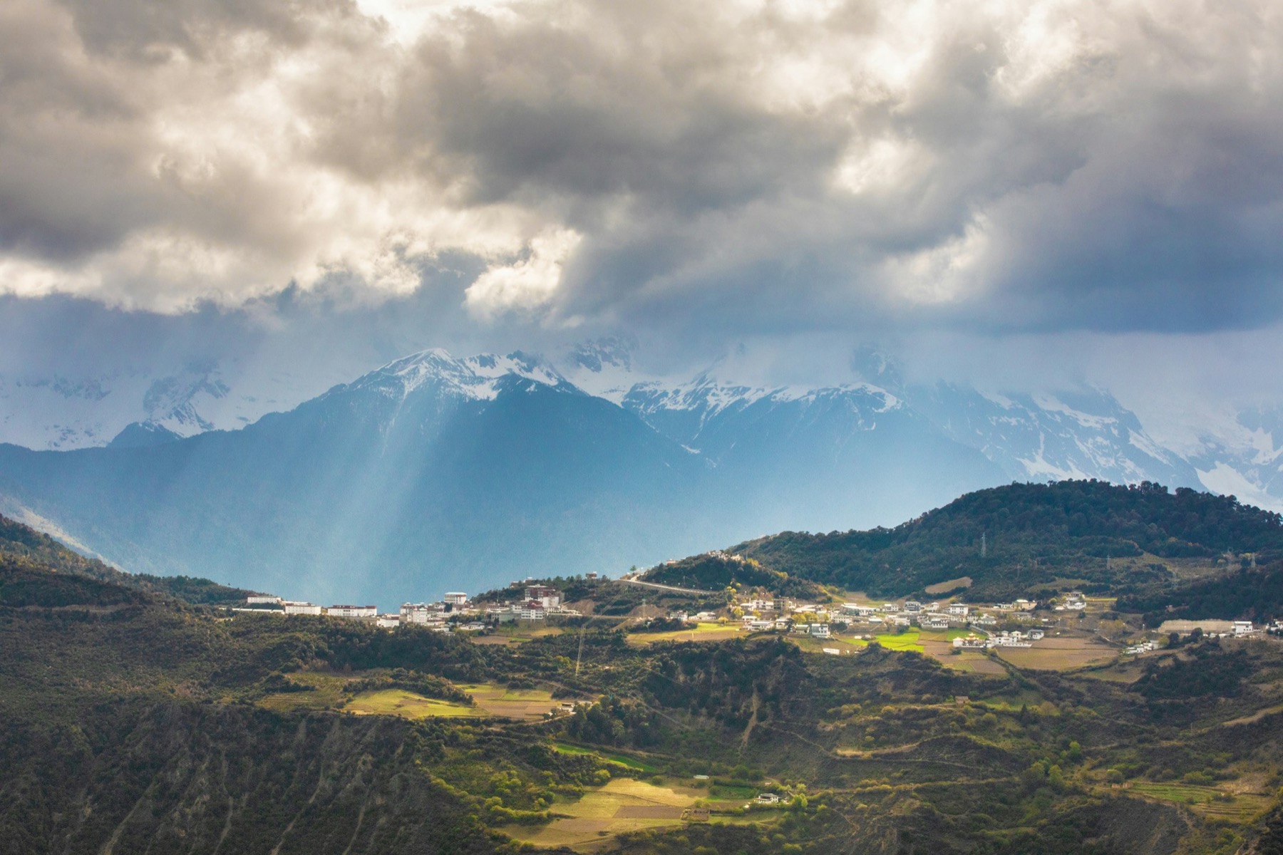 Berge im Hochland von Yunnan